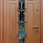 product-metallicheskaia-dver-s-kovkoi-no19-1633be6498a1.webp