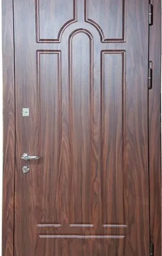 product-metallicheskaia-dver-v-dom-no7-0bb86e7e3044.webp
