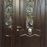 product-metallicheskaia-paradnaia-dver-no66-22034a89385b.webp